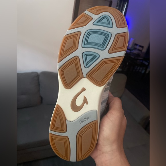 Olukai men’s sneakers - Picture 5 of 5